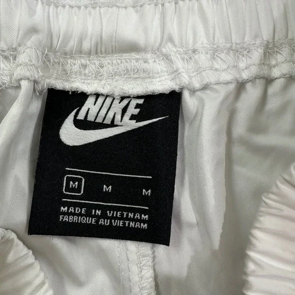 Nike Sportswear Women's Woven Cargo Joggers in White Belted wBlack Swoosh Size M - Picture 8 of 16